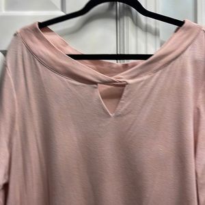 Beautiful pink light weight sweater